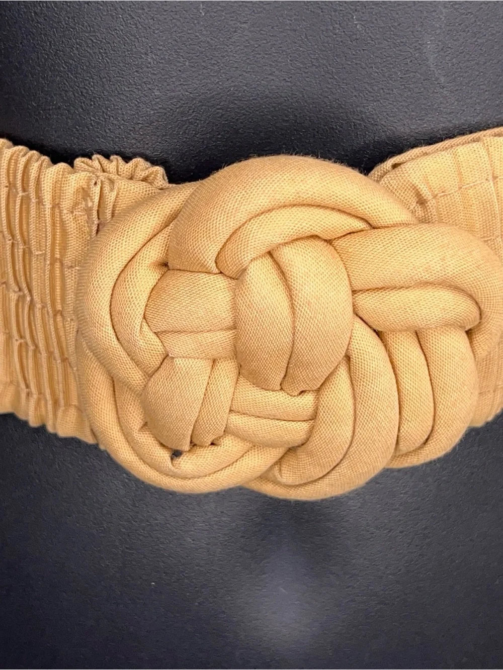 Vintage Nude Beige Stretch Belt 80s Era Womens Knot Buckle Style Accent Medium